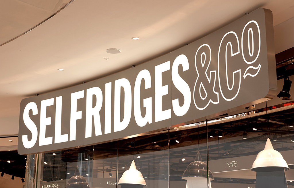 Selfridges-Bull-Ring-Main-Signage-1